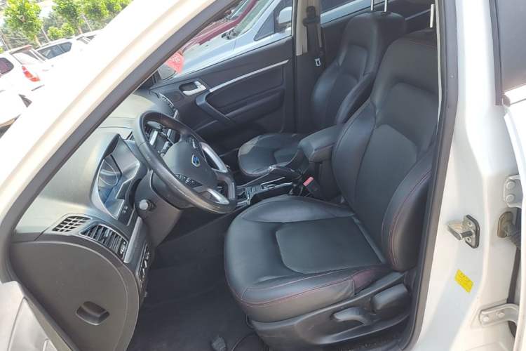 Used Geely Auto Emgrand 2015 Sedan 1.5L Manual - Top Trim Level Left Front Seat
