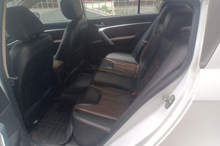 Used Geely Auto Emgrand 2015 Hatchback RS 1.5L CVT Upward Edition Left Rear Seat