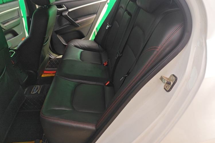 Used Geely Auto Emgrand 2015 Sedan 1.5L CVT Upward Version Left Rear Seat