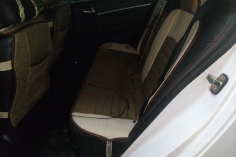 Used Geely Auto Emgrand 2015 Sedan 1.5L CVT Upward Version Left Rear Seat