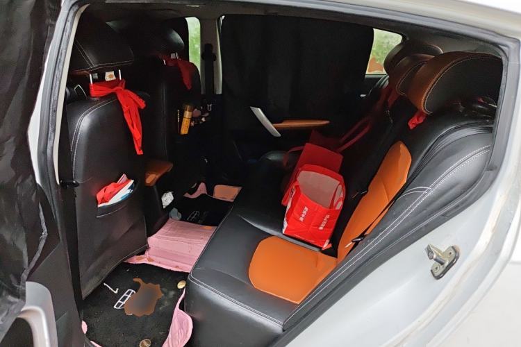 Used Geely Auto Emgrand 2015 Hatchback RS 1.3T CVT Top-Tier Version Left Rear Seat