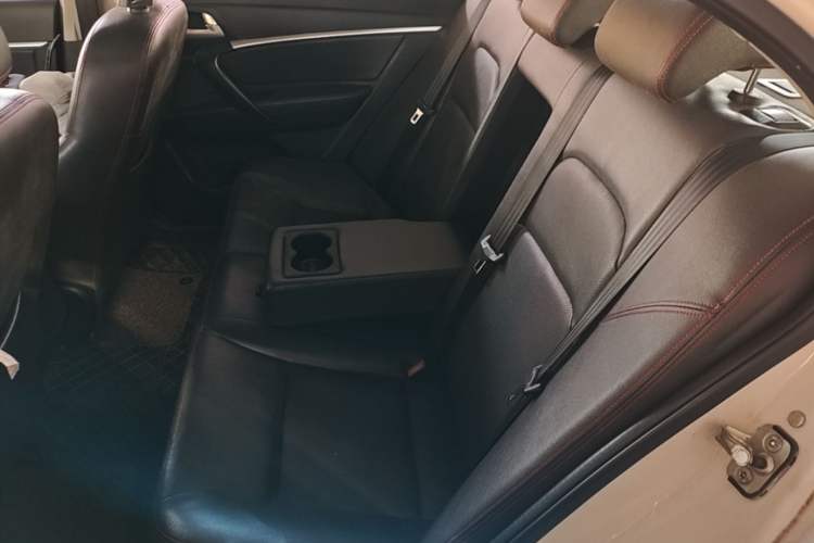 Used Geely Auto Emgrand 2015 Sedan 1.5L CVT Upward Version Left Rear Seat