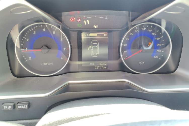 Used Geely Auto Emgrand 2015 Sedan 1.5L Manual - Top Trim Level Odometer Close Up