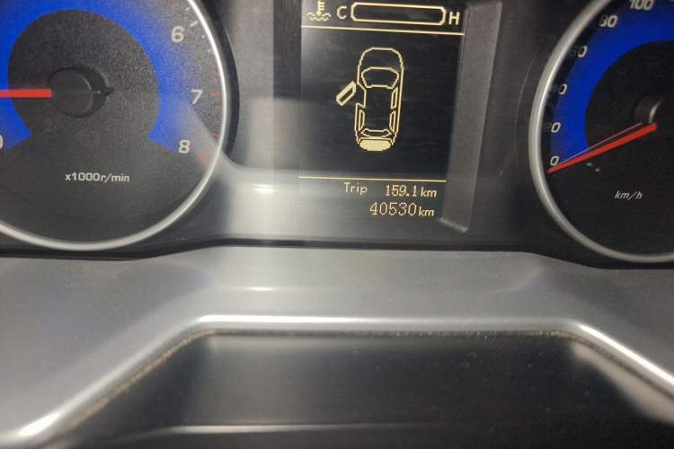 Used Geely Auto Emgrand 2015 Sedan 1.5L Manual - Top Trim Level Odometer Close Up