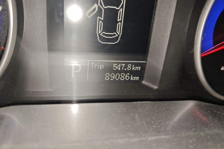 Used Geely Auto Emgrand 2015 Sedan 1.5L CVT Upward Version Odometer Close Up