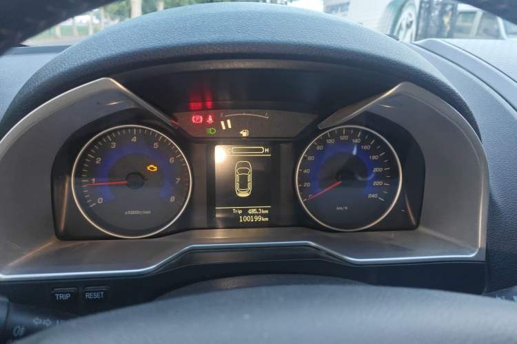 Used Geely Auto Emgrand 2015 Hatchback RS 1.5L Manual - Top Trim Level Odometer Close Up
