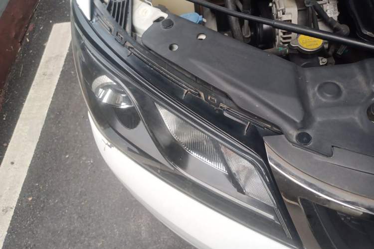 Used Geely Auto Emgrand 2015 Hatchback RS 1.5L CVT Upward Edition Right Front Headlight