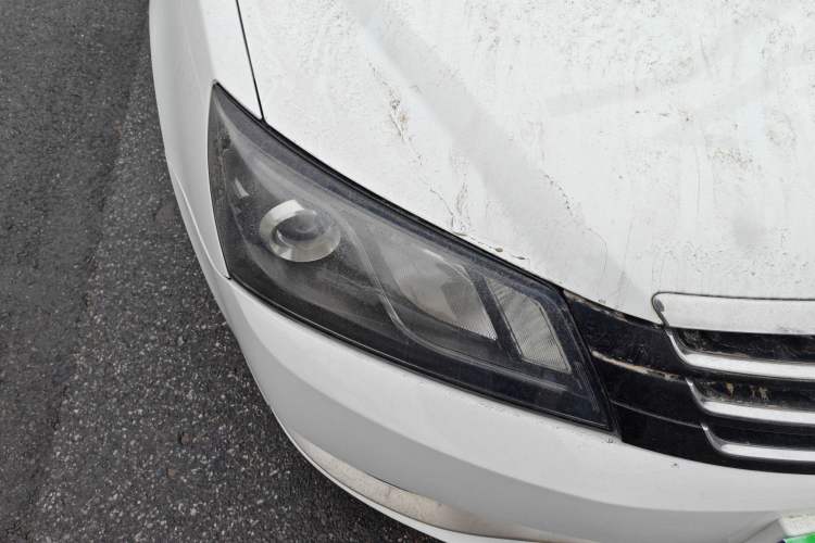 Used Geely Auto Emgrand 2015 Sedan 1.5L Manual - Top Trim Level Right Front Headlight