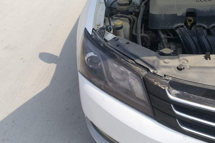 Used Geely Auto Emgrand 2015 Sedan 1.5L Manual - Top Trim Level Right Front Headlight