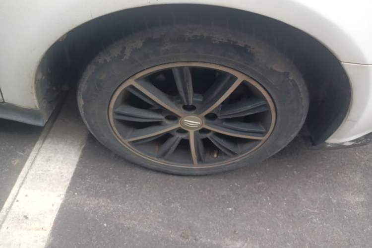 Used Geely Auto Emgrand 2015 Hatchback RS 1.5L CVT Upward Edition Right Front Wheel Hub