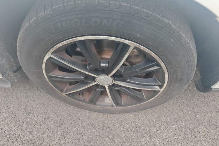 Used Geely Auto Emgrand 2015 Hatchback RS 1.5L CVT Upward Edition Right Front Wheel Hub
