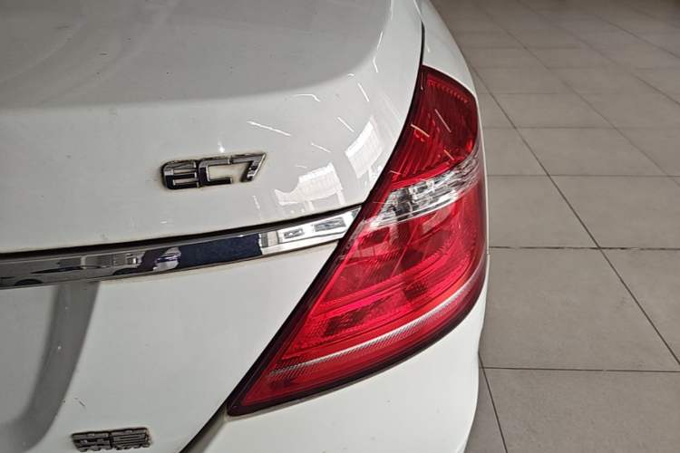 Used Geely Auto Emgrand 2015 Sedan 1.5L Manual - Top Trim Level Right Rear Taillight
