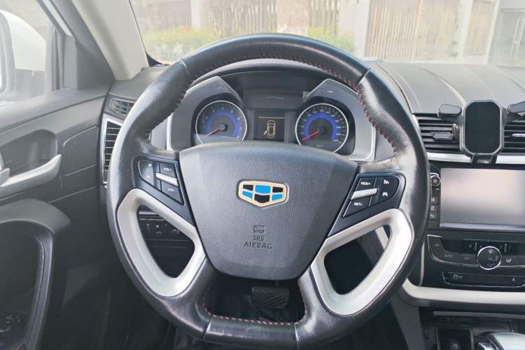 Used Geely Auto Emgrand 2015 Sedan 1.5L CVT Upward Version Steering Wheel