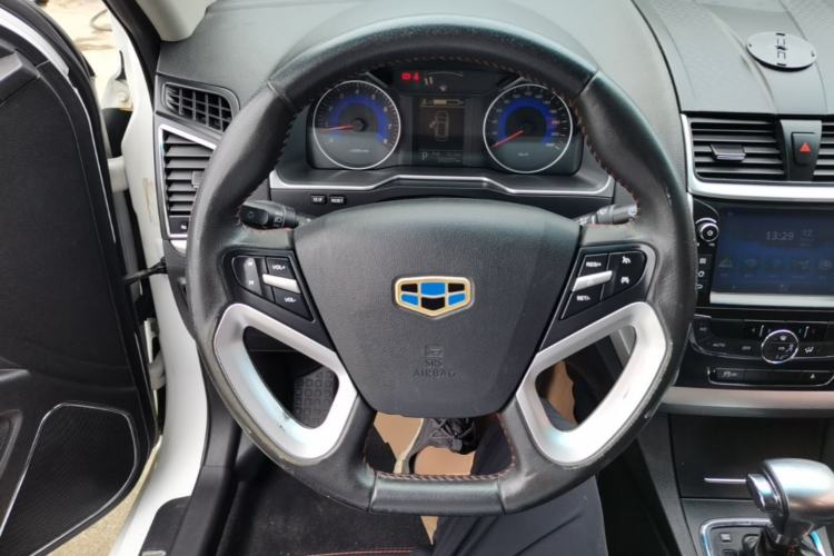 Used Geely Auto Emgrand 2015 Sedan 1.5L CVT Upward Version Steering Wheel