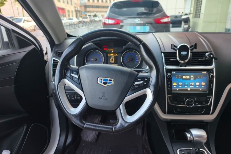 Used Geely Auto Emgrand 2015 Sedan 1.5L CVT Upward Version Steering Wheel