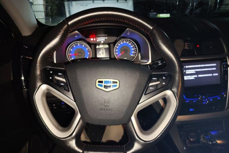 Used Geely Auto Emgrand 2015 Sedan 1.5L CVT Upward Version Steering Wheel