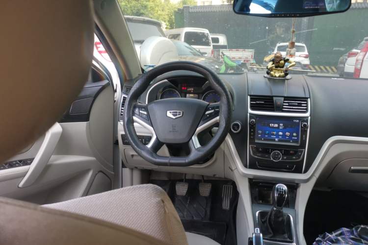 Used Geely Auto Emgrand 2015 Sedan 1.5L Manual - Top Trim Level Steering Wheel