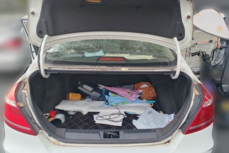 Used Geely Auto Emgrand 2015 Sedan 1.5L CVT Upward Version Trunk