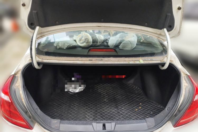 Used Geely Auto Emgrand 2015 Sedan 1.3T CVT Upward Edition Trunk