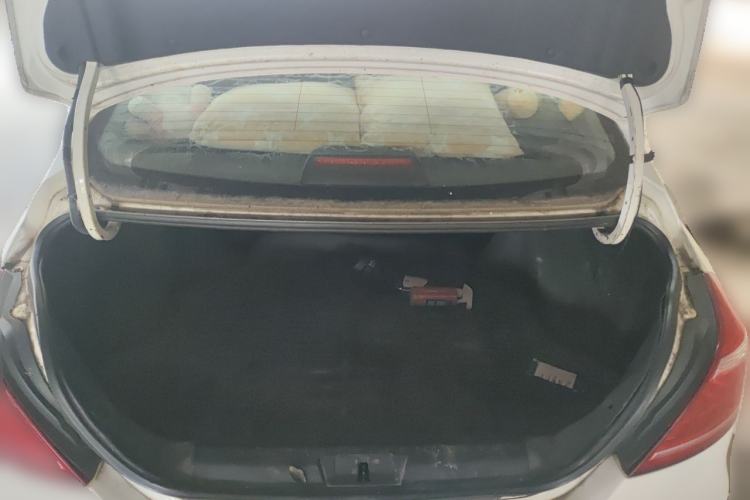 Used Geely Auto Emgrand 2015 Sedan 1.5L CVT Upward Version Trunk
