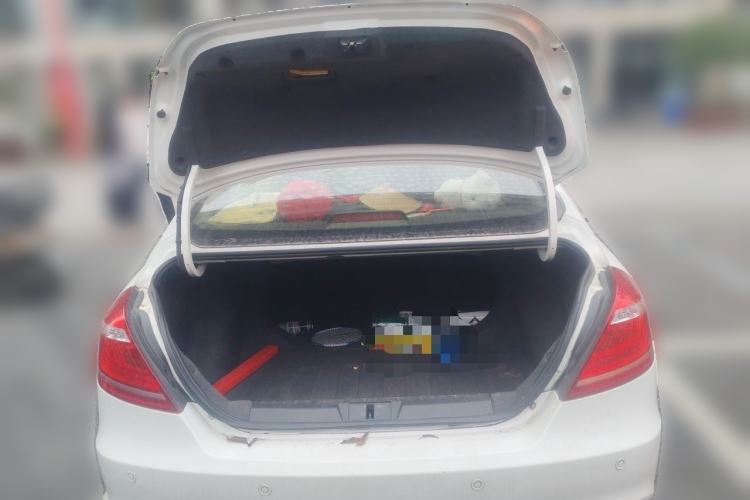 Used Geely Auto Emgrand 2015 Sedan 1.5L CVT Upward Version Trunk