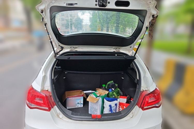 Used Geely Auto Emgrand 2015 Hatchback RS 1.3T CVT Top-Tier Version Trunk