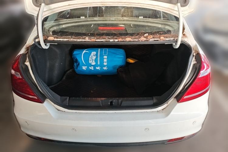 Used Geely Auto Emgrand 2015 Sedan 1.5L CVT Upward Version Trunk