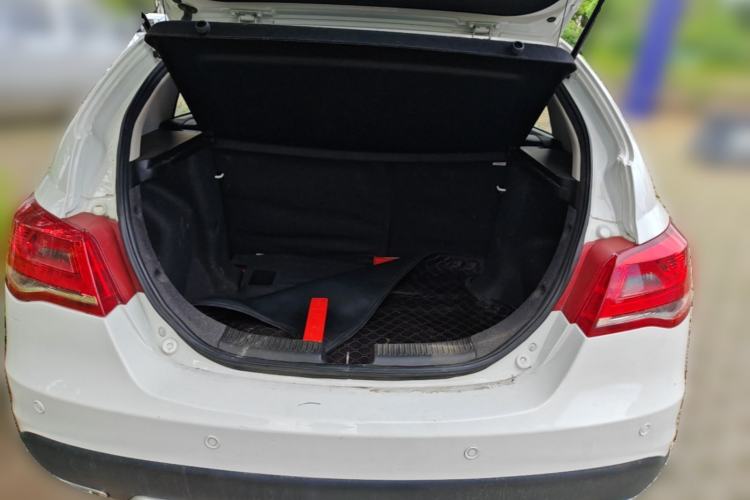 Used Geely Auto Emgrand 2015 Hatchback RS 1.5L CVT Upward Edition Trunk