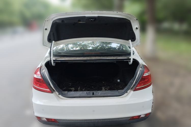Used Geely Auto Emgrand 2015 Sedan 1.5L Manual - Top Trim Level Trunk