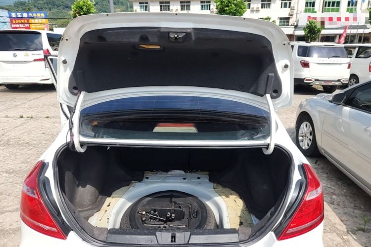 Used Geely Auto Emgrand 2015 Sedan 1.5L Manual - Top Trim Level Trunk