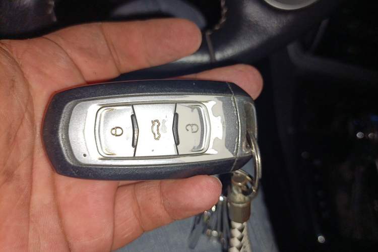 Used Geely Auto Emgrand 2015 Hatchback RS 1.5L CVT Upward Edition Vehicle Key
