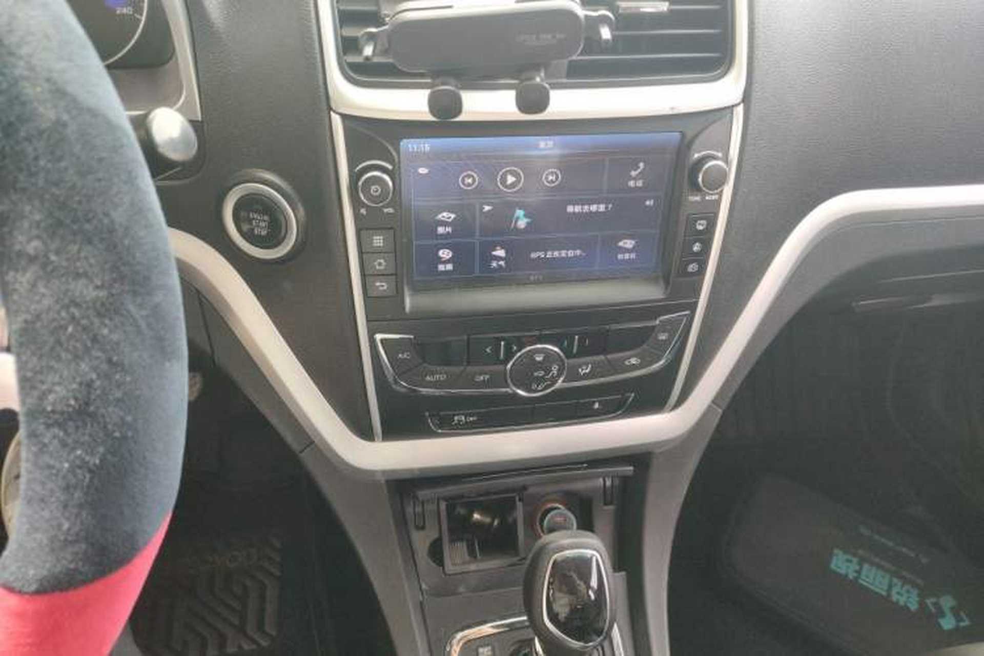 Used Geely Auto Emgrand 2016 Sedan 1.5L CVT Upward Version Audio And AC Panel