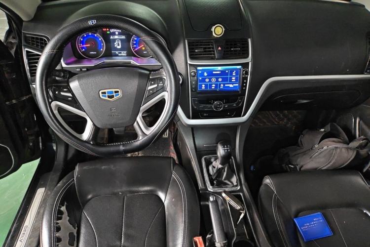 Used Geely Auto Emgrand 2016 Sedan 1.5L Manual Upward Edition Center Console
