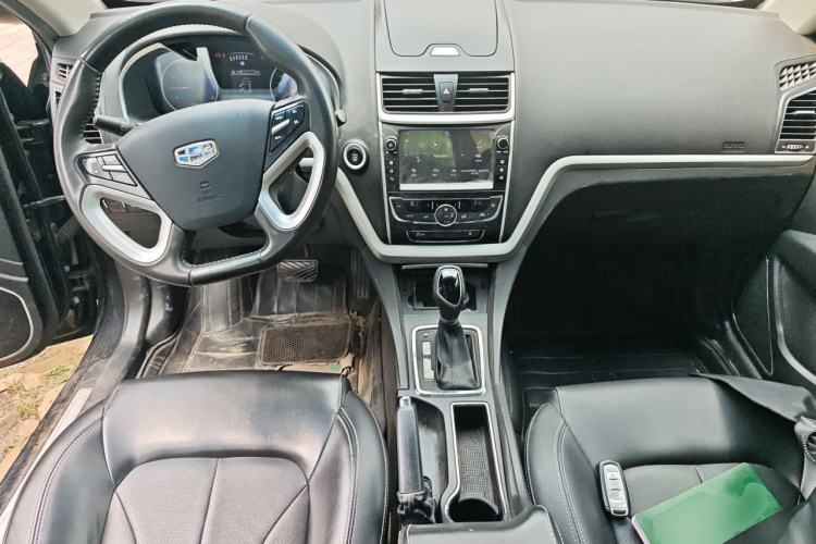 Used Geely Auto Emgrand 2016 Sedan 1.5L CVT Upward Version Center Console