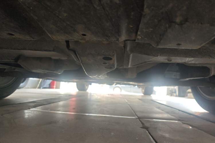 Used Geely Auto Emgrand 2016 Sedan 1.5L Manual Upward Edition Chassis Front
