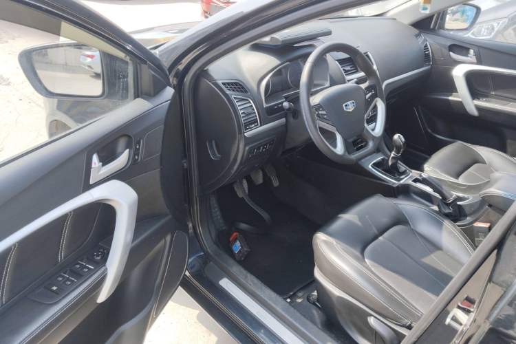 Used Geely Auto Emgrand 2016 Sedan 1.5L Manual Upward Edition Driver Seat