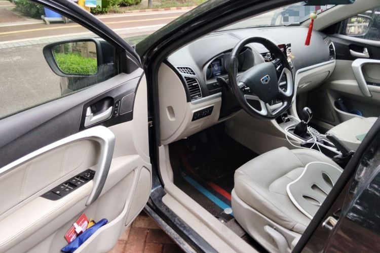 Used Geely Auto Emgrand 2016 Sedan 1.5L Manual Luxury Model Driver Seat