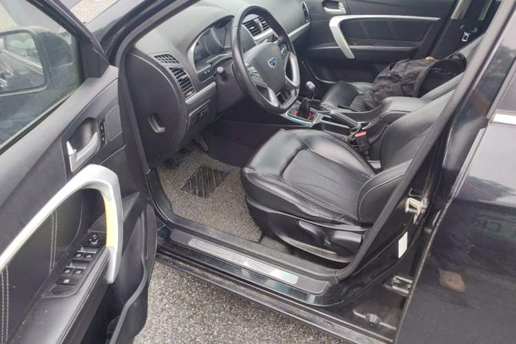 Used Geely Auto Emgrand 2016 Sedan 1.5L Manual Upward Edition Driver Seat