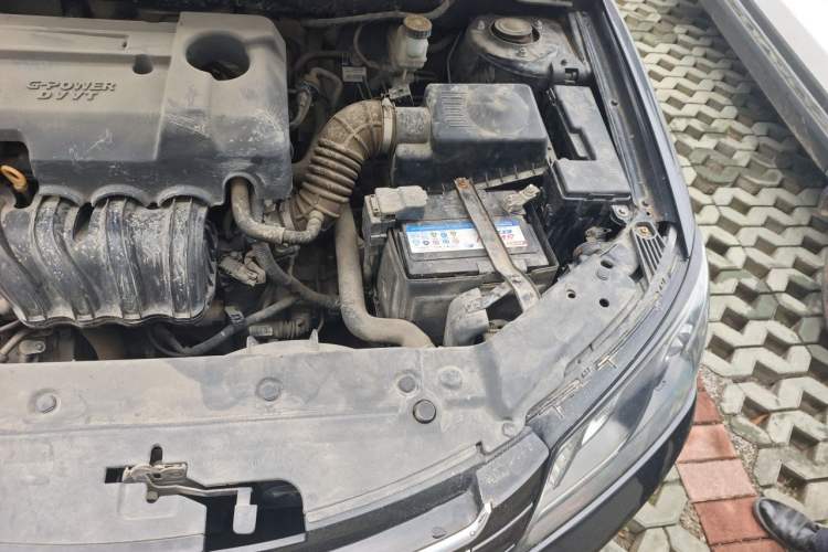 Used Geely Auto Emgrand 2016 Sedan 1.5L Manual Upward Edition Engine Bay Left