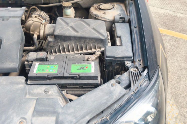 Used Geely Auto Emgrand 2016 Sedan 1.3T CVT Prestige Model Engine Bay Left