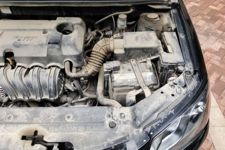 Used Geely Auto Emgrand 2016 Sedan 1.5L Manual Luxury Model Engine Bay Left