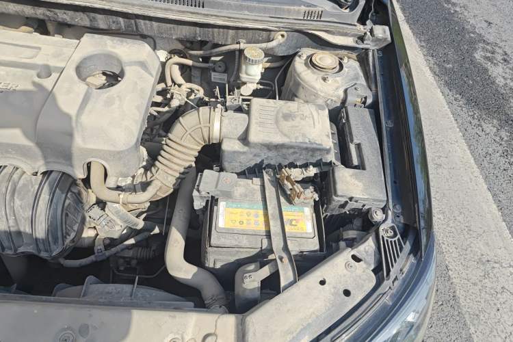 Used Geely Auto Emgrand 2016 Sedan 1.5L Manual Upward Edition Engine Bay Left