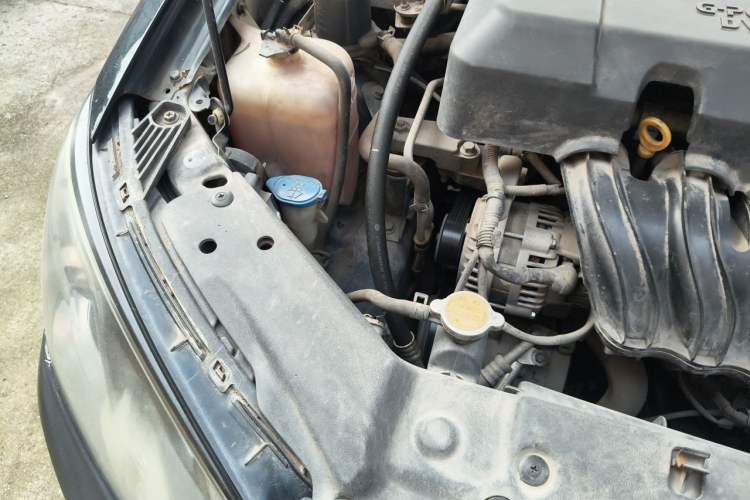Used Geely Auto Emgrand 2016 Sedan 1.5L CVT Upward Version Engine Bay Right
