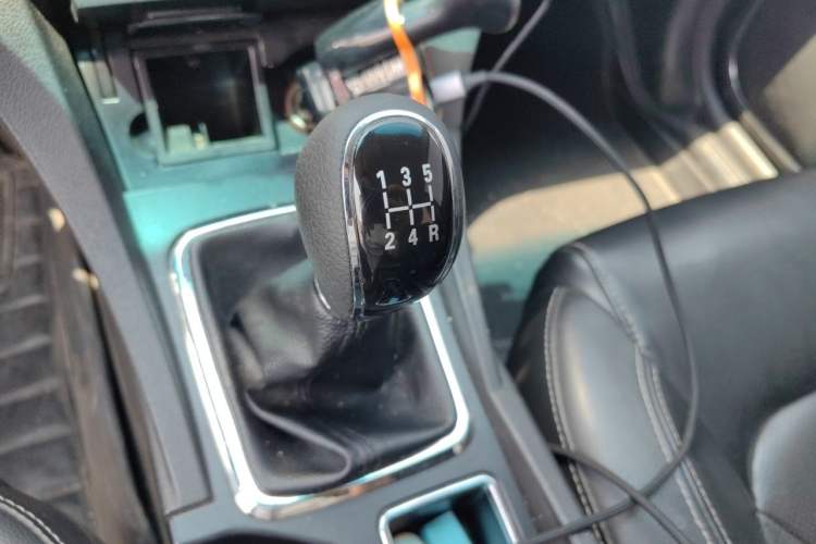 Used Geely Auto Emgrand 2016 Sedan 1.5L Manual Upward Edition Gear Lever