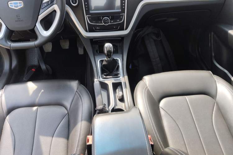 Used Geely Auto Emgrand 2016 Sedan 1.5L Manual Upward Edition Gear Lever