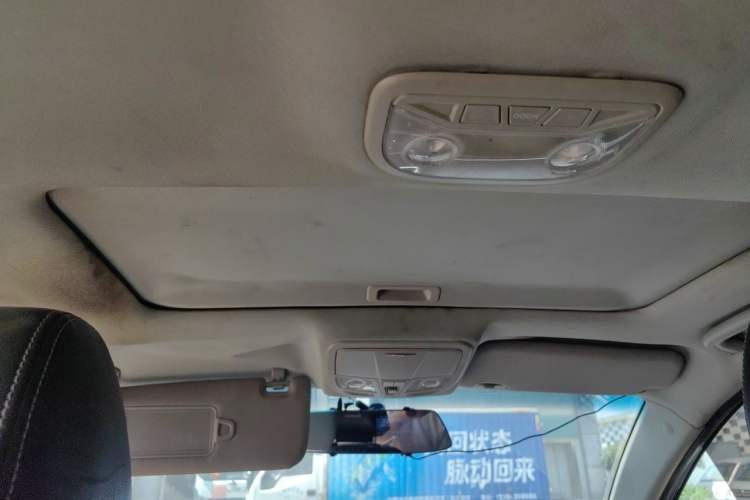Used Geely Auto Emgrand 2016 Sedan 1.5L Manual Upward Edition Headliner