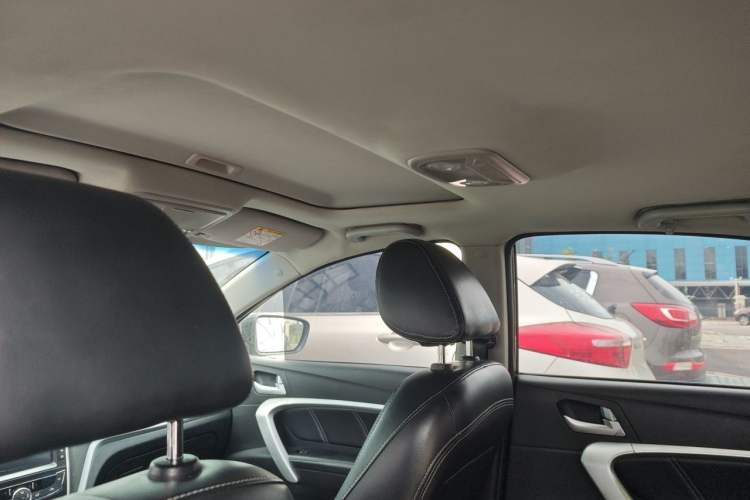 Used Geely Auto Emgrand 2016 Sedan 1.5L Manual Upward Edition Headliner