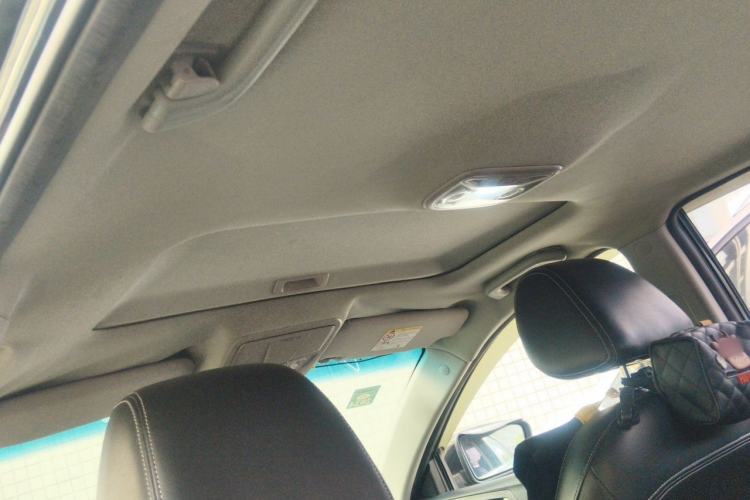Used Geely Auto Emgrand 2016 Sedan 1.3T CVT Prestige Model Headliner