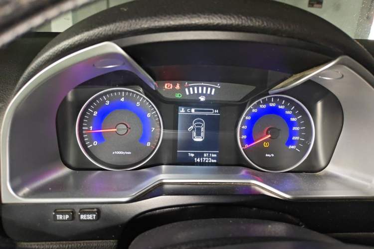 Used Geely Auto Emgrand 2016 Sedan 1.5L Manual Upward Edition Instrument Cluster