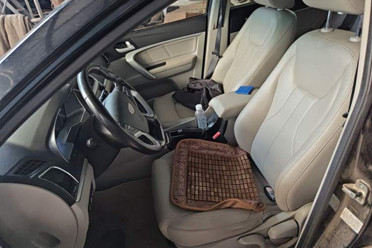 Used Geely Auto Emgrand 2016 Sedan 1.5L Manual Luxury Model Left Front Seat
